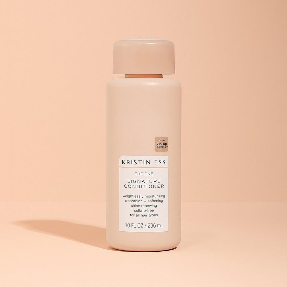One Signature Conditioner - Moisturizes, Smooths + Softens Dry Hair