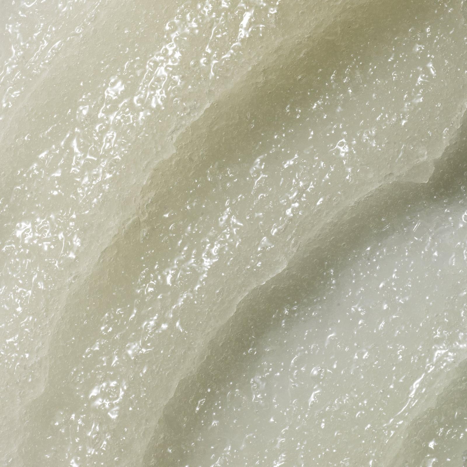 Instant Exfoliating Scalp Scrub for Build Up + Scalp Soothing