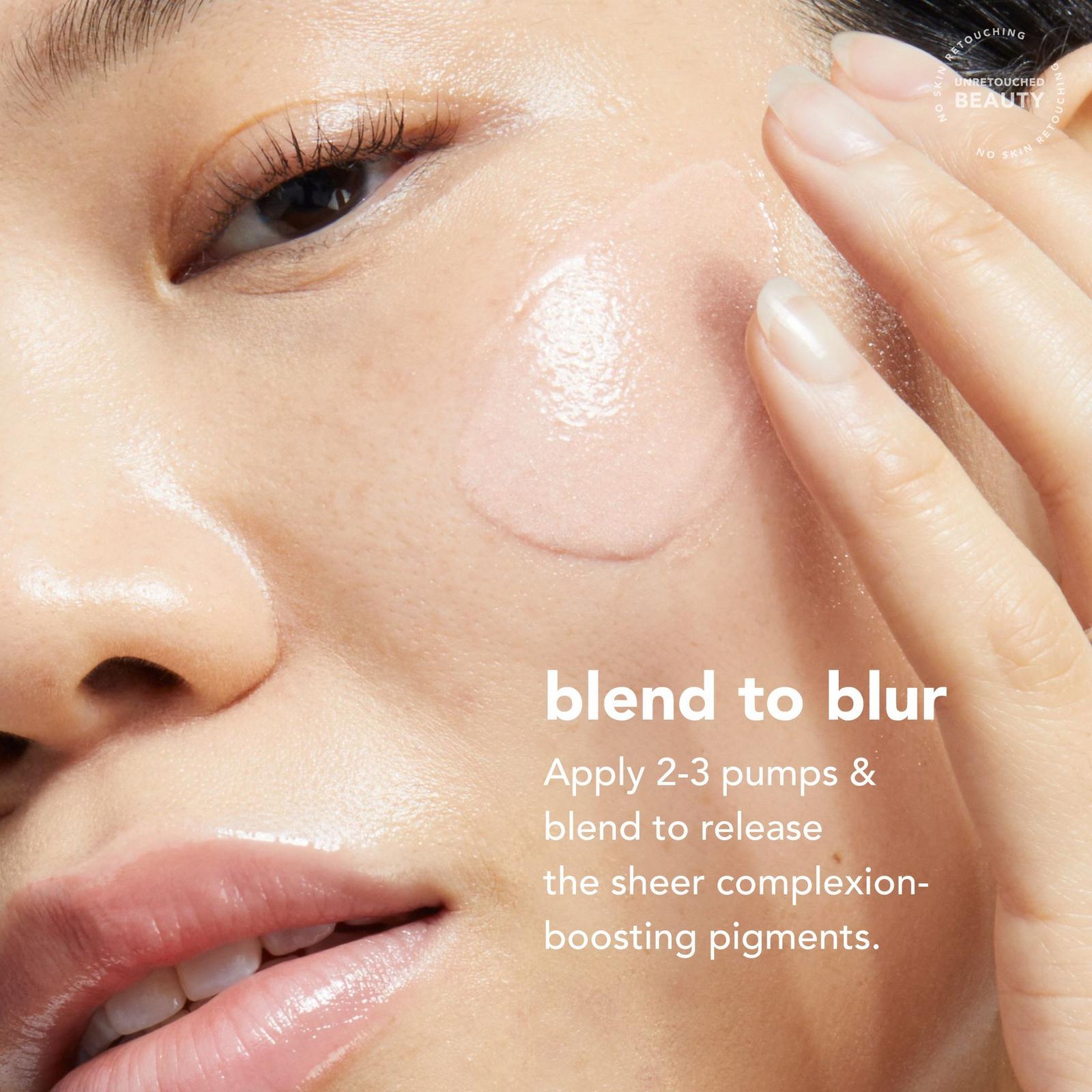 Supersize Blurring & Moisturizing Filter Primer
