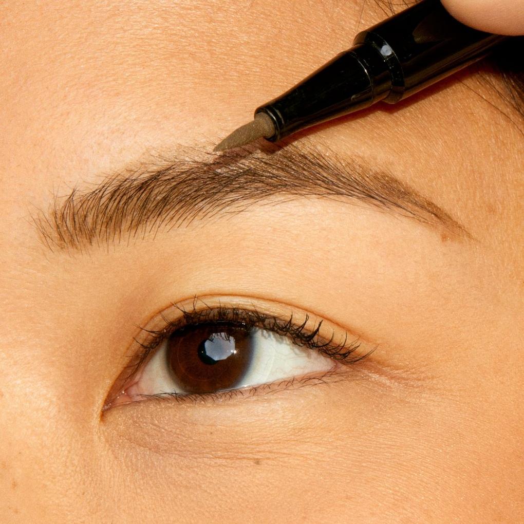 Easy Breezy Brow All-Day Brow Ink Pen - CoverGirl