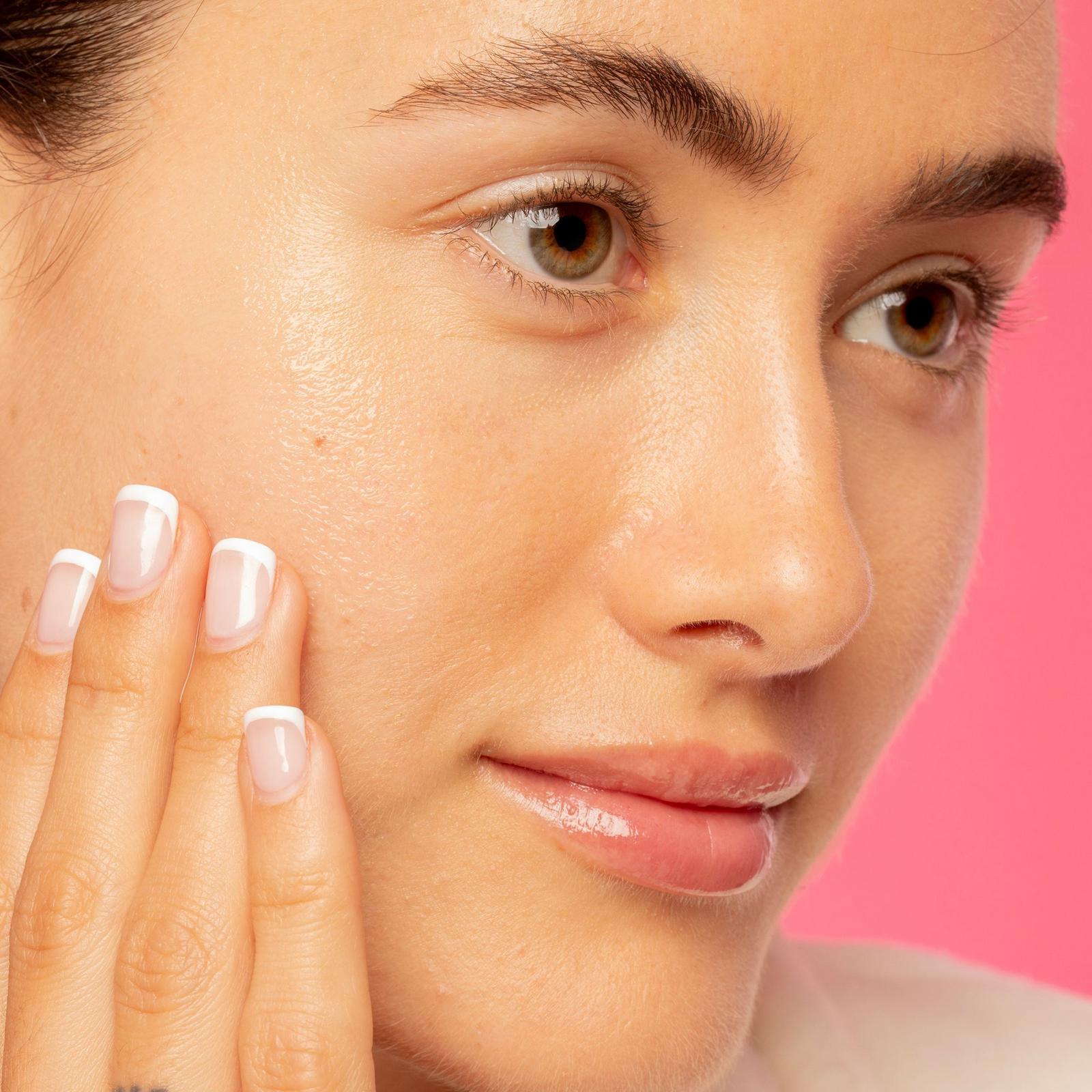 Daily Brightening Serum