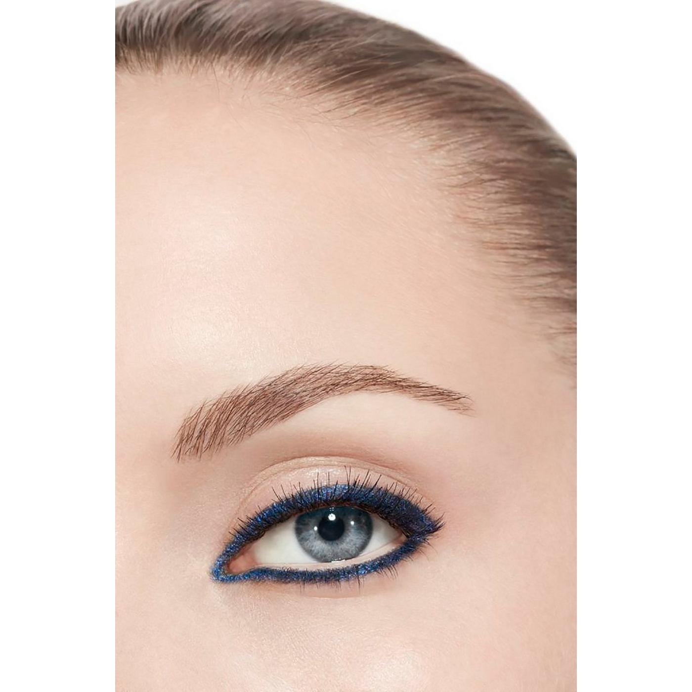 CHANEL - 38 BLEU MÉTAL STYLO YEUX WATERPROOF Long-Lasting CHANEL - 38 BLEU MÉTAL STYLO YEUX WATERPROOF Long-Lasting