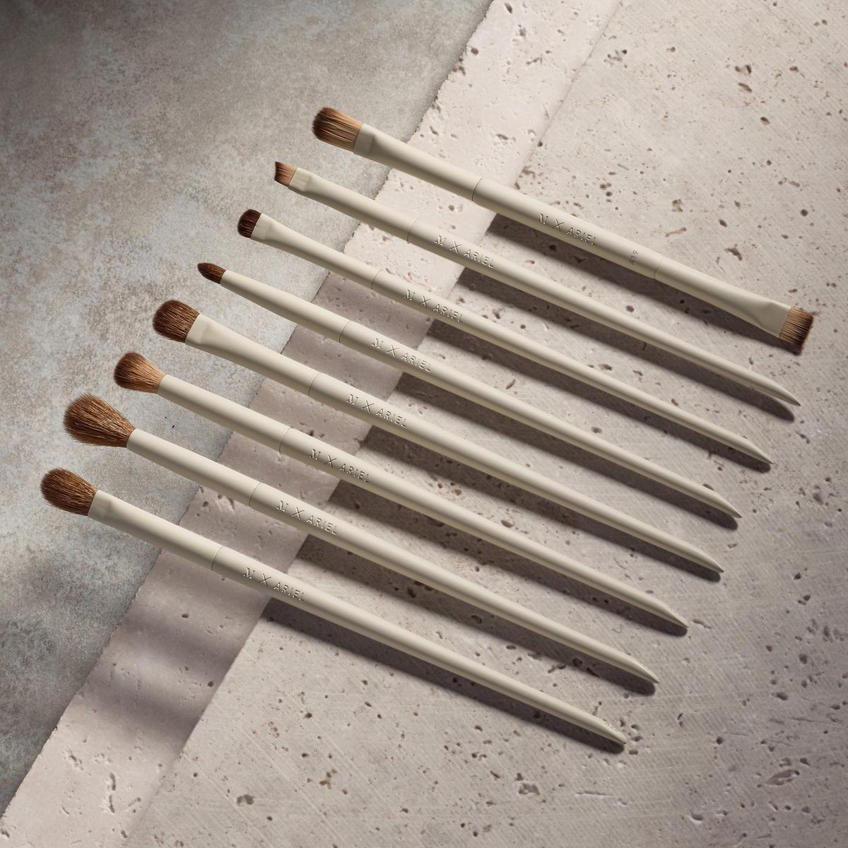 Morphe X Ariel Signature Eyes 8-Piece Face orders Brush Set.