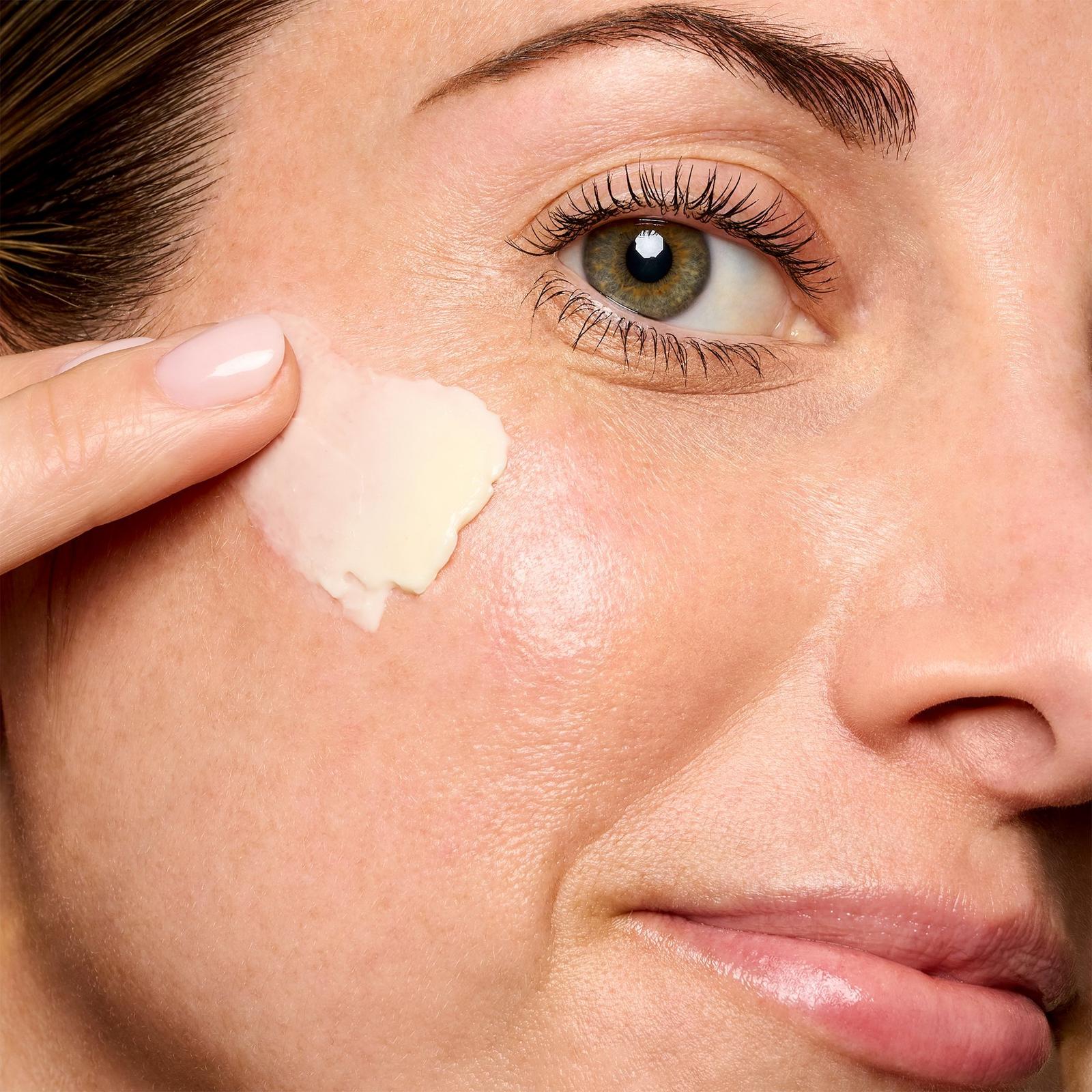 Jumbo Vitamin Enriched Face Base Moisturizer & Primer with Vitamin C + Hyaluronic Acid