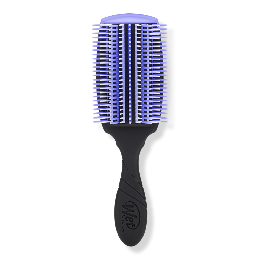 Women Try The EZ Detangler Brush 