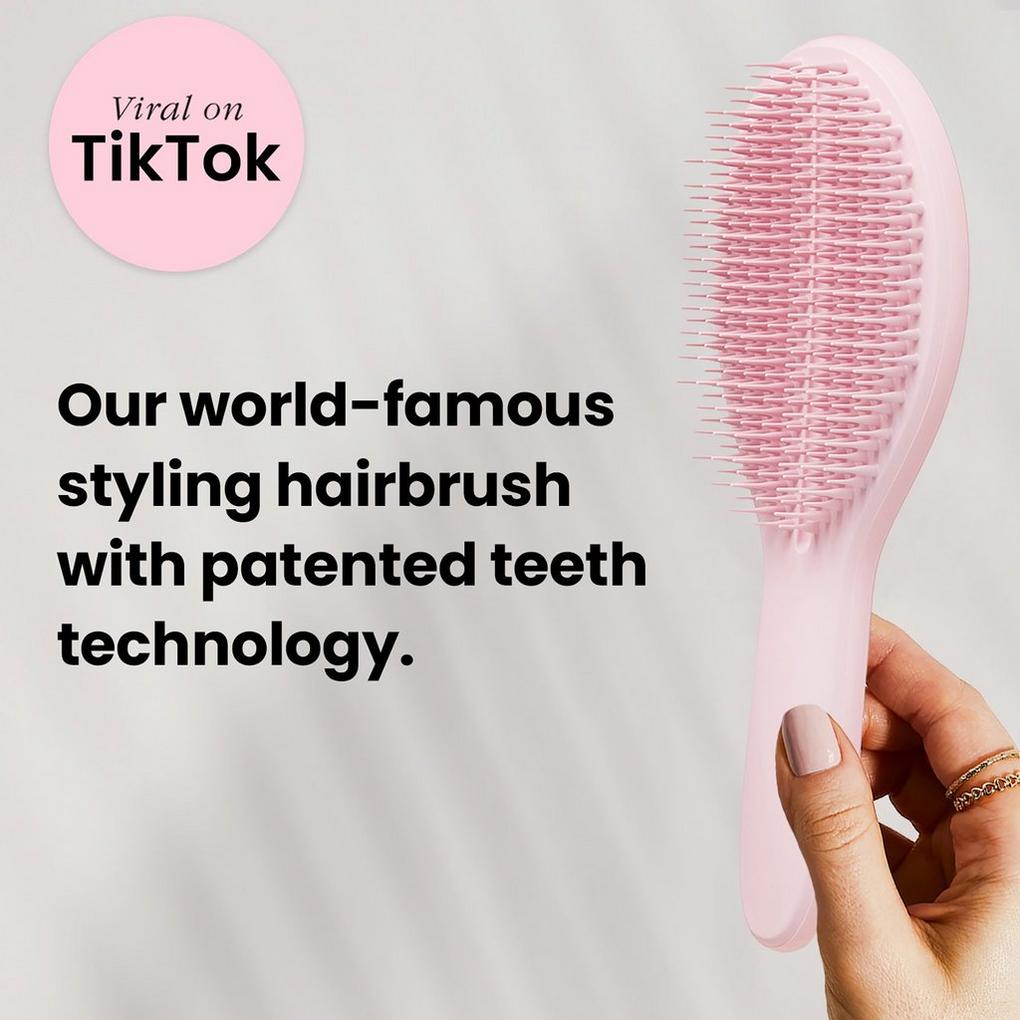 Tangle Teezer The Ultimate Styler Hair Styling Brush for Dry Styling,  Maintains, Blends & Adds Volume, Texture & Shine, Sweet Pink : :  Health & Personal Care