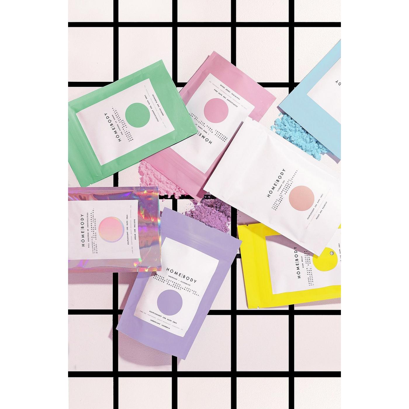 Amethyst + Alchemist Pearlescent CBD Bath Bomb Soak - 5.0 oz