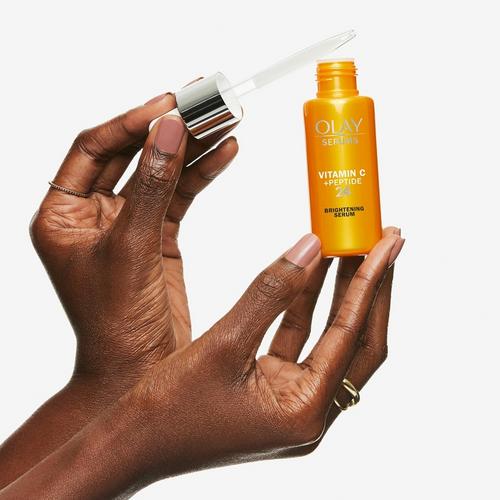 Olay Vitamin C + Peptide 24 Brightening Face Serum 3