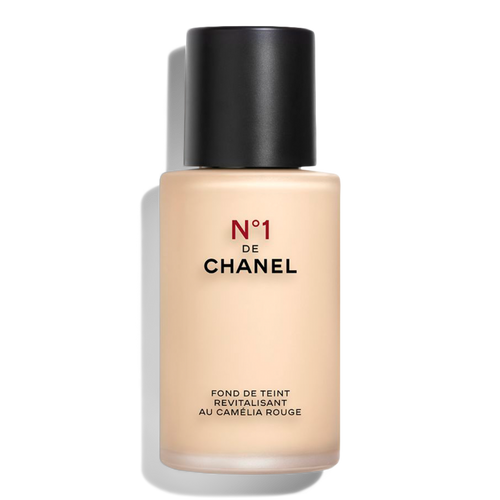 Review: N°1 DE CHANEL Red Camellia Revitalizing Foundation