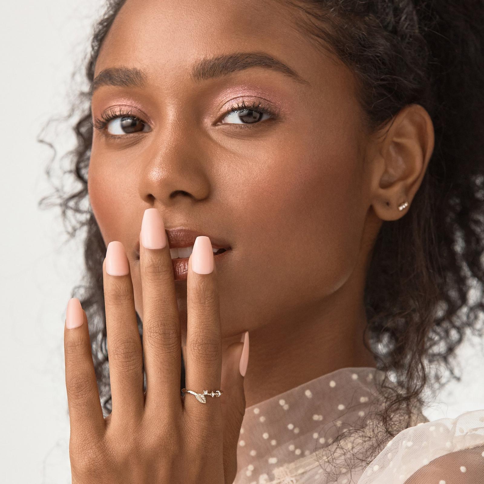 imPRESS Solid Color Medium Press On Nails