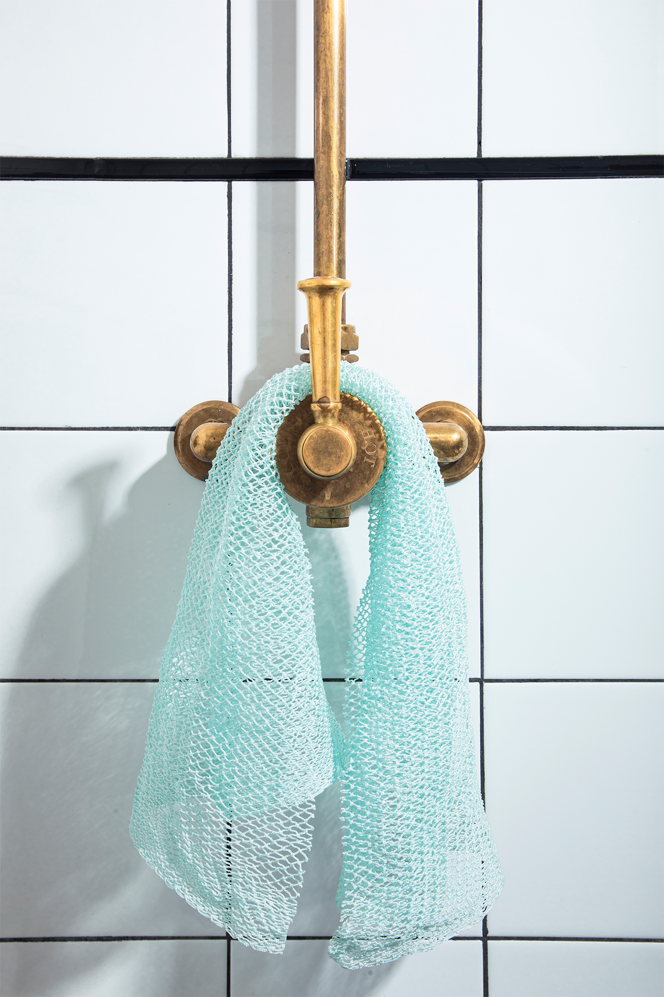 Сетчатая мочалка-скраб для тела Luv Scrub, Summer Shower — фото 5