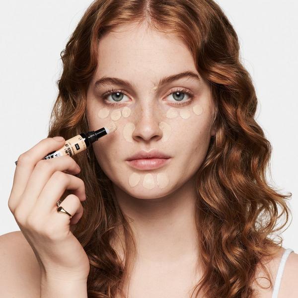 Revlon ColorStay Skin Awaken Concealer #4