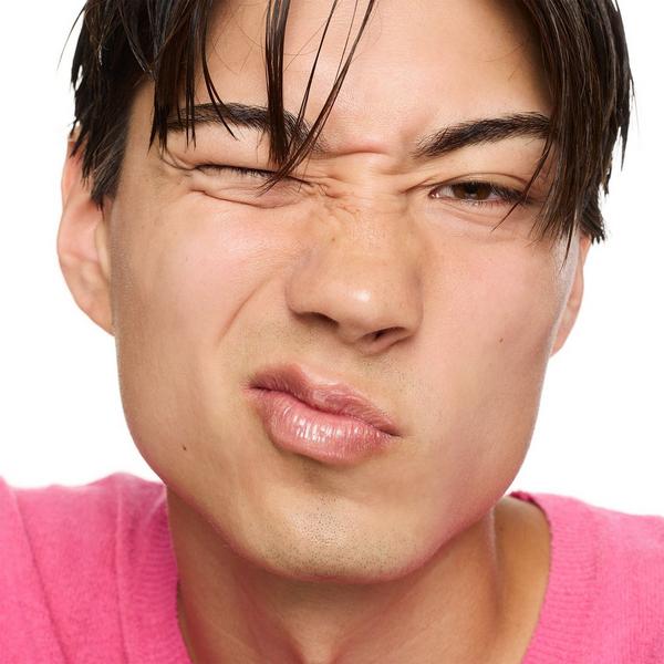 Essence Extreme Shine Volume Lipgloss #5