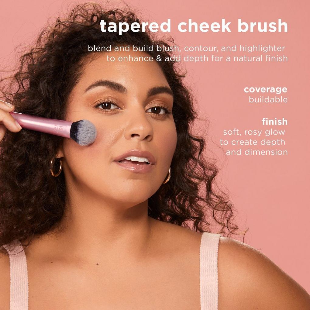 Putty Blush Brush: Tapered Cream Blush Brush