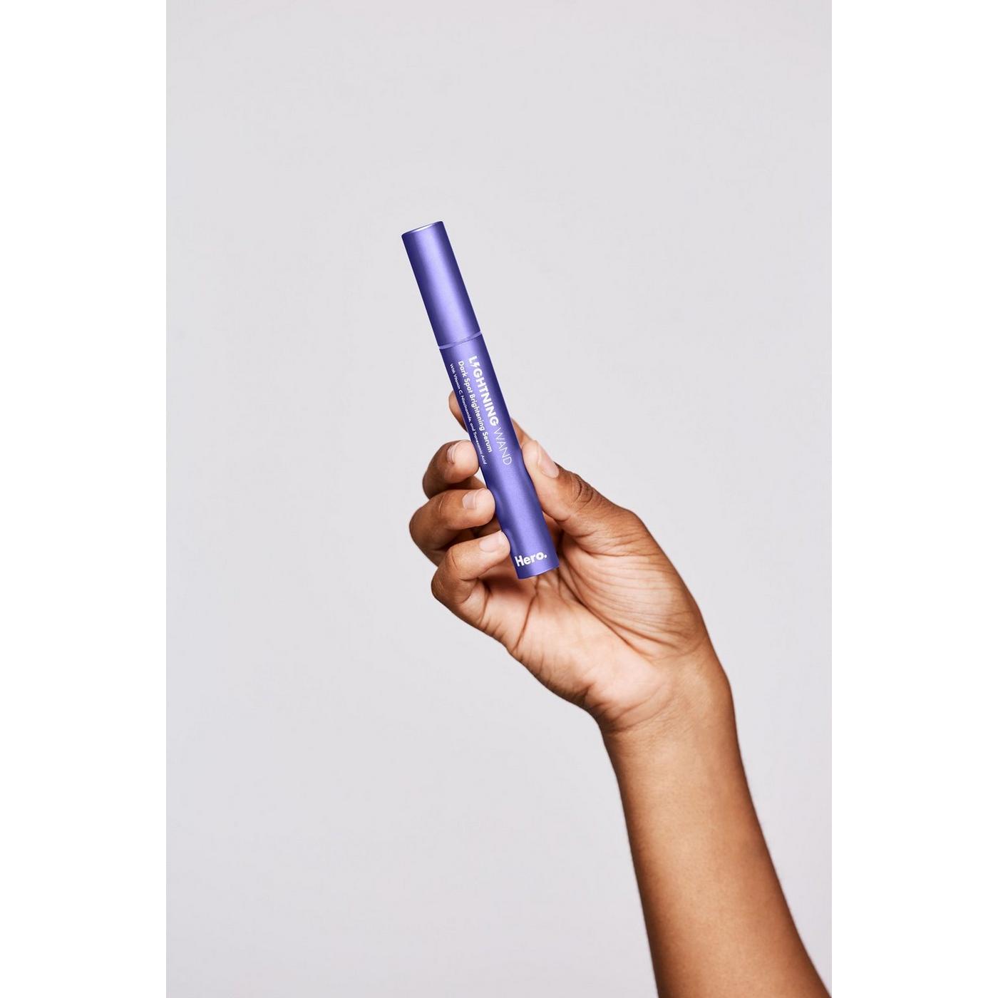 【期間限定特価】 Lightning - Cosmetics Hero Wand Serum Brightening Spot Dark パック・フェイスマスク