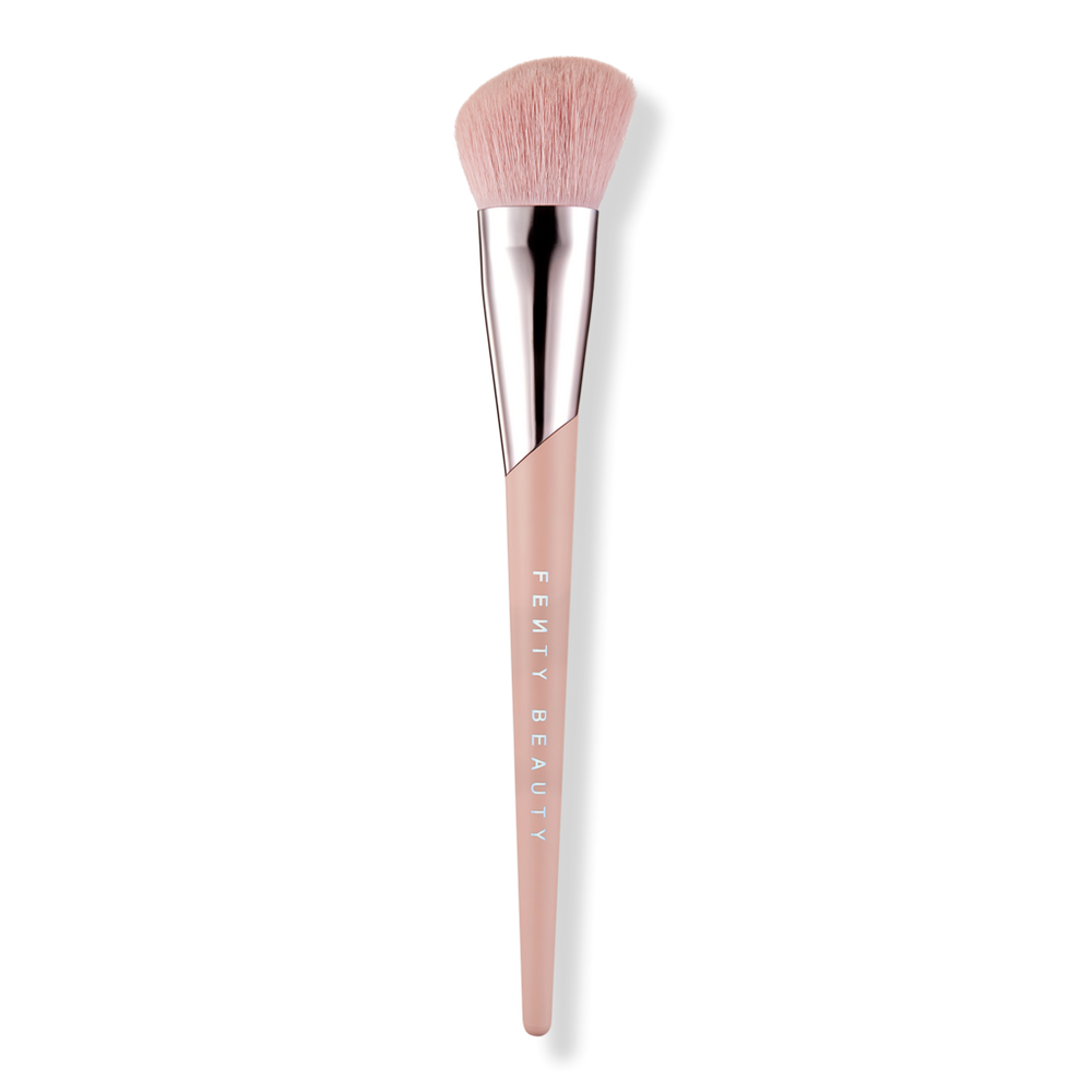 Fenty Beauty By Rihanna Face Shaping Brush 125
