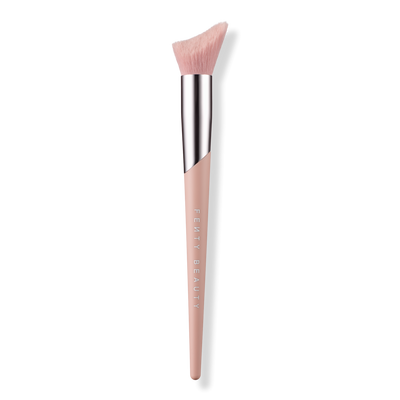 FENTY BEAUTY by Rihanna Cheek-Hugging Highlight Brush 120