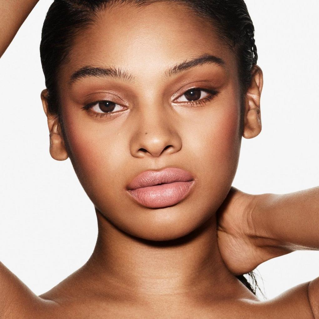 We Tried It: Rihanna's Fenty Icon Lipstick Review