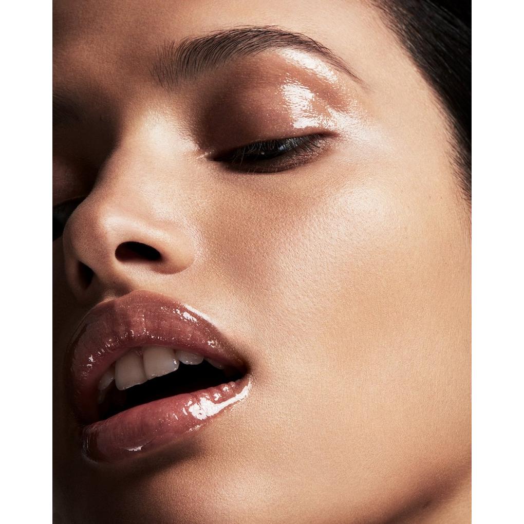 Fenty Beauty by Rihanna Gloss Bomb Heat in Hot Chocolit Gives You