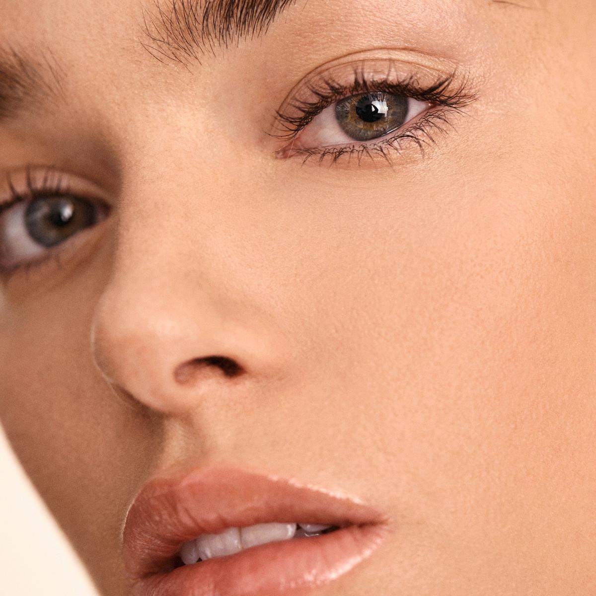 Bright Fix Eye Brightener