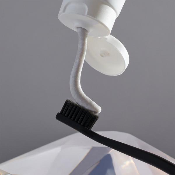 Moon Platinum Advanced Whitening Fluoride Toothpaste #2