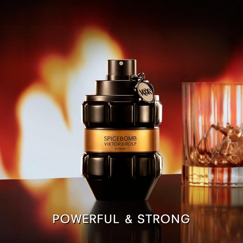 香水(男性用) VIKTOR & ROLF SPICEBOMB EXTREME 90ml Viktor&Rolf - 1.7 oz Spicebomb Extreme Eau de Parfum | Ulta Beauty
