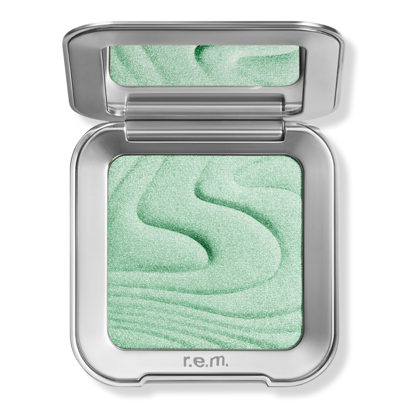 r.e.m. beauty Interstellar Highlighter Topper #1