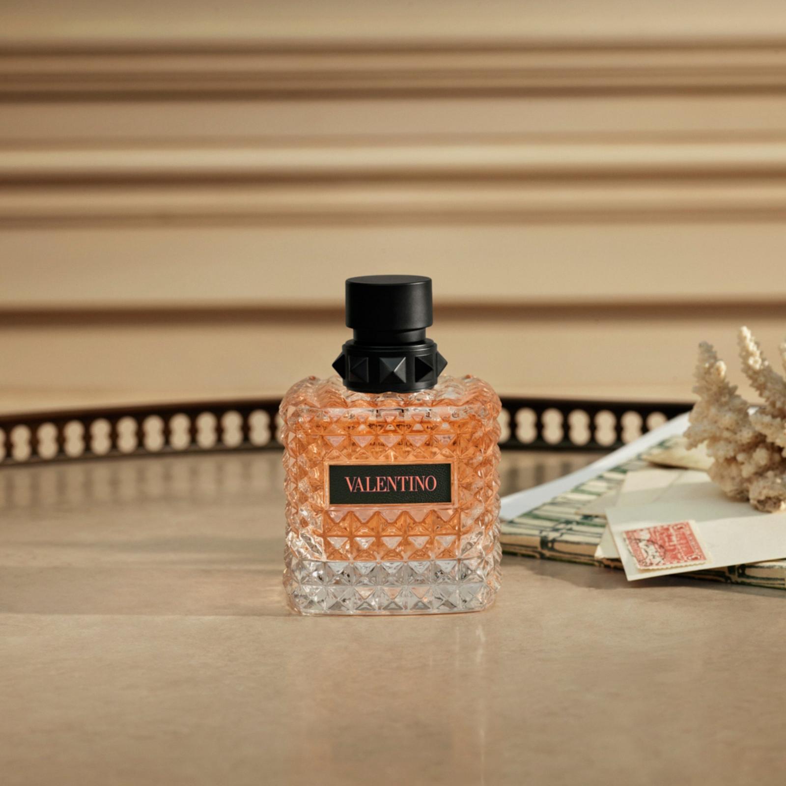 香水(ユニセックス) VALENTINO Born in Roma Cori Fantasy Valentino - 1.0 oz Donna Born in Roma Coral Fantasy Eau de Parfum