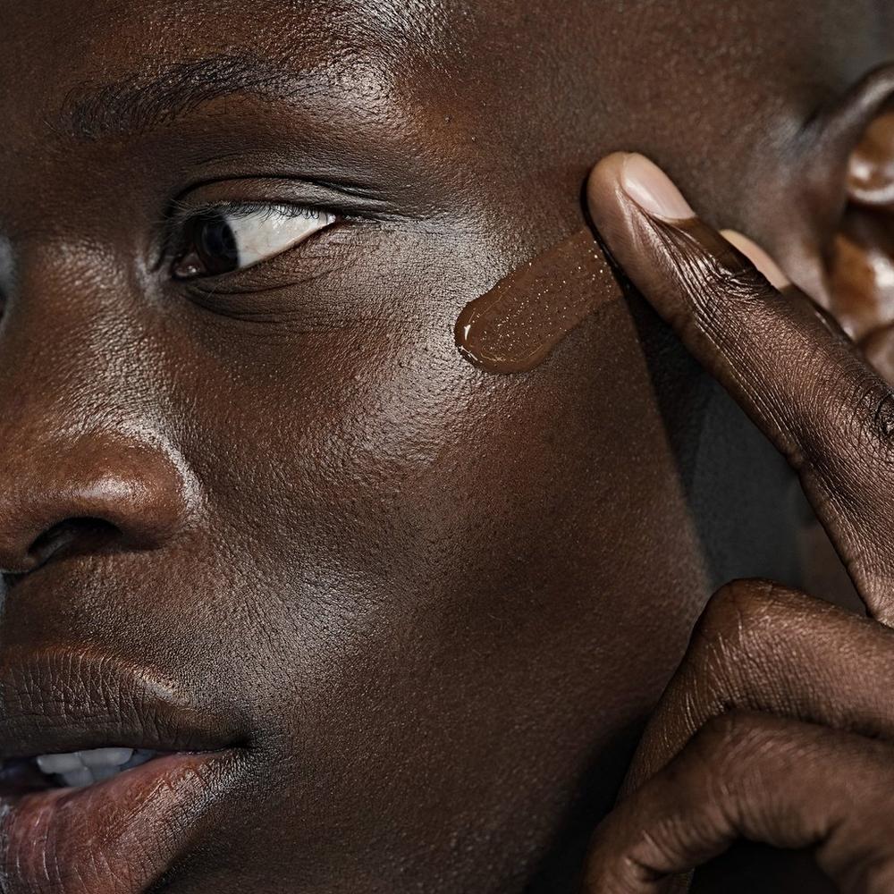 Halo Healthy Glow Tinted Moisturizer Broad Spectrum SPF 25