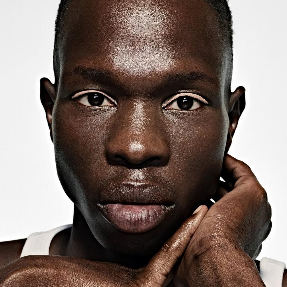 Halo Healthy Glow Tinted Moisturizer Broad Spectrum SPF 25