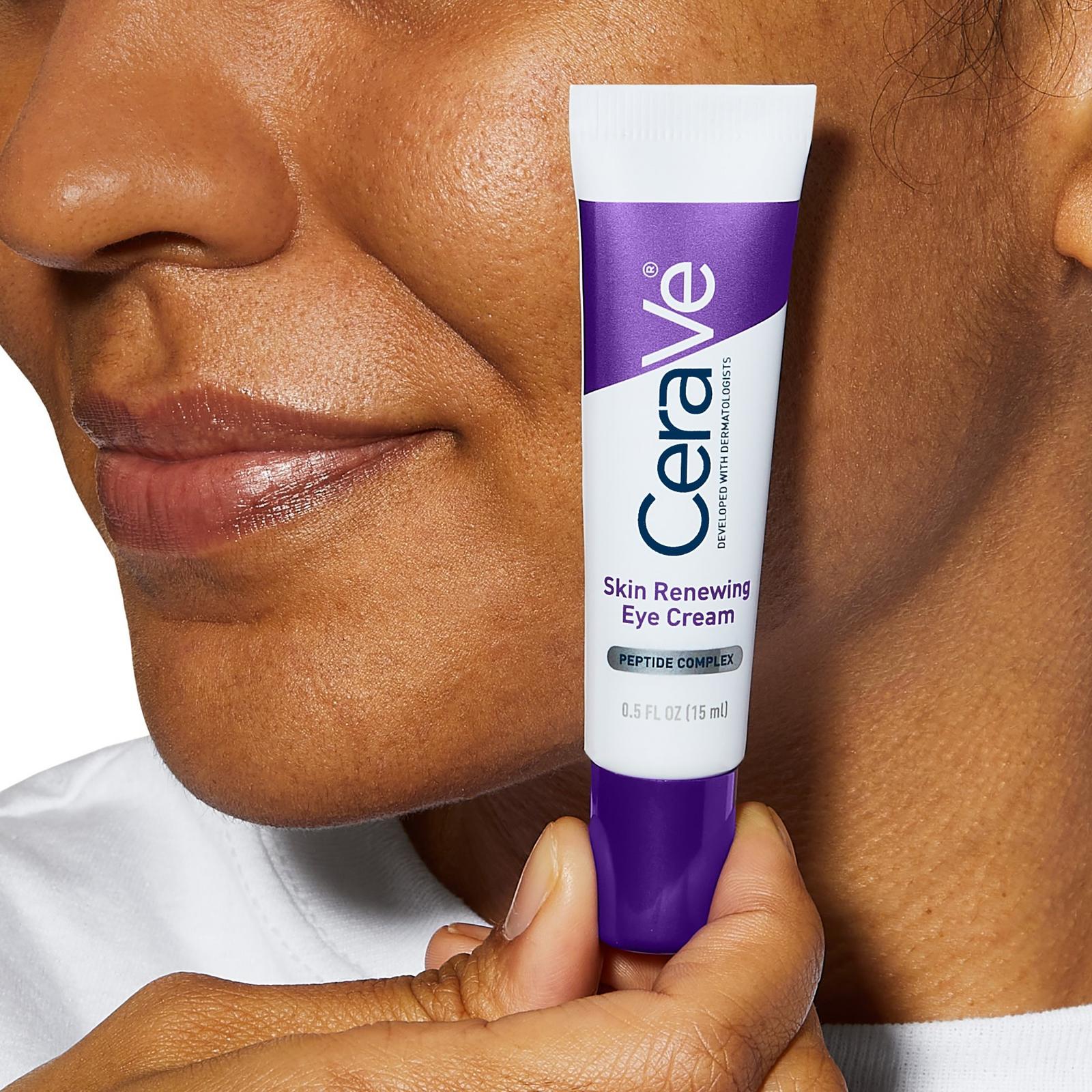 Skin Renewing Eye Cream with Peptide Complex for All Skin Types