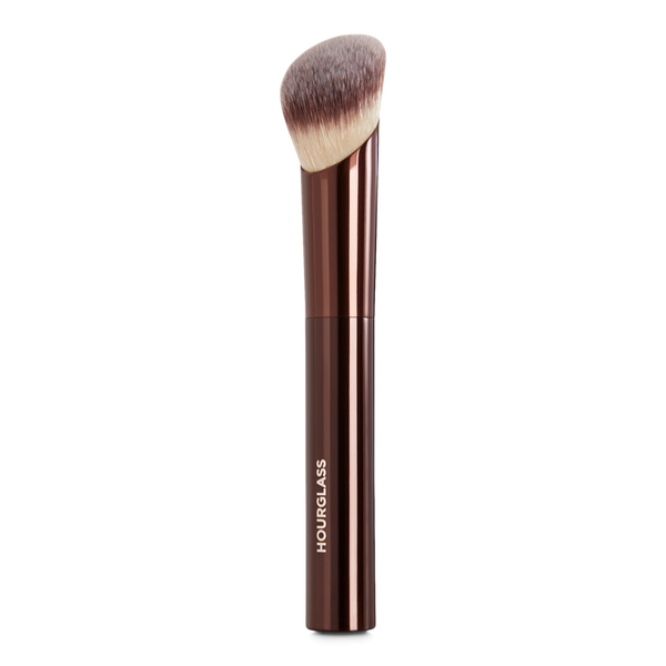 HOURGLASS Ambient Soft Glow Foundation Brush #1