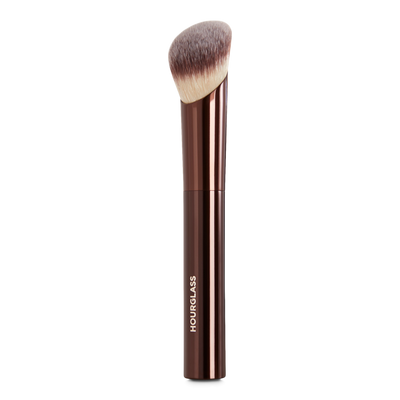 HOURGLASS Ambient Soft Glow Foundation Brush