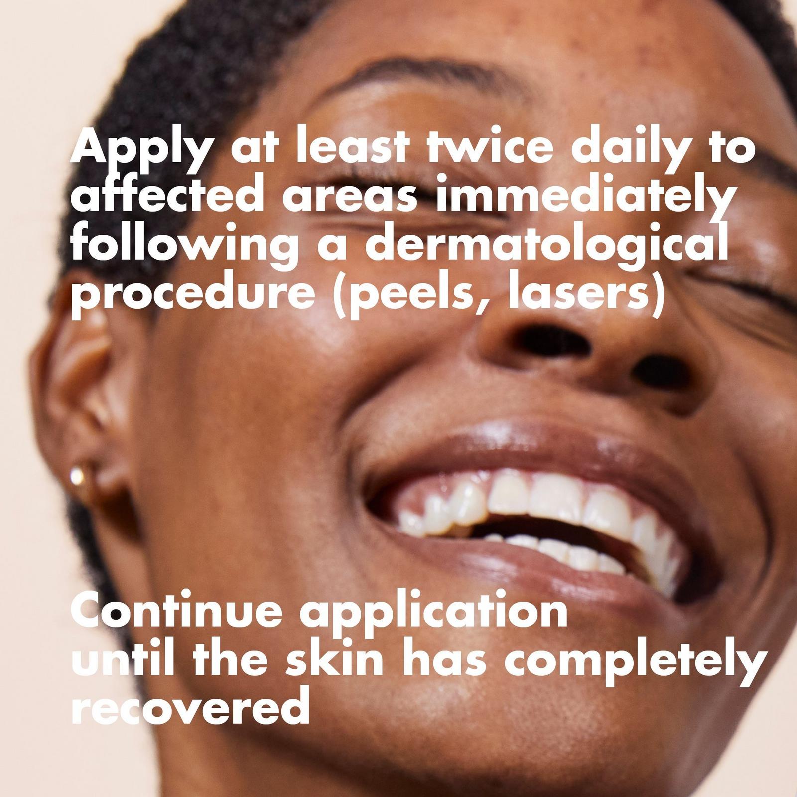 Cicalfate+ Hydrating Skin Recovery Emulsion