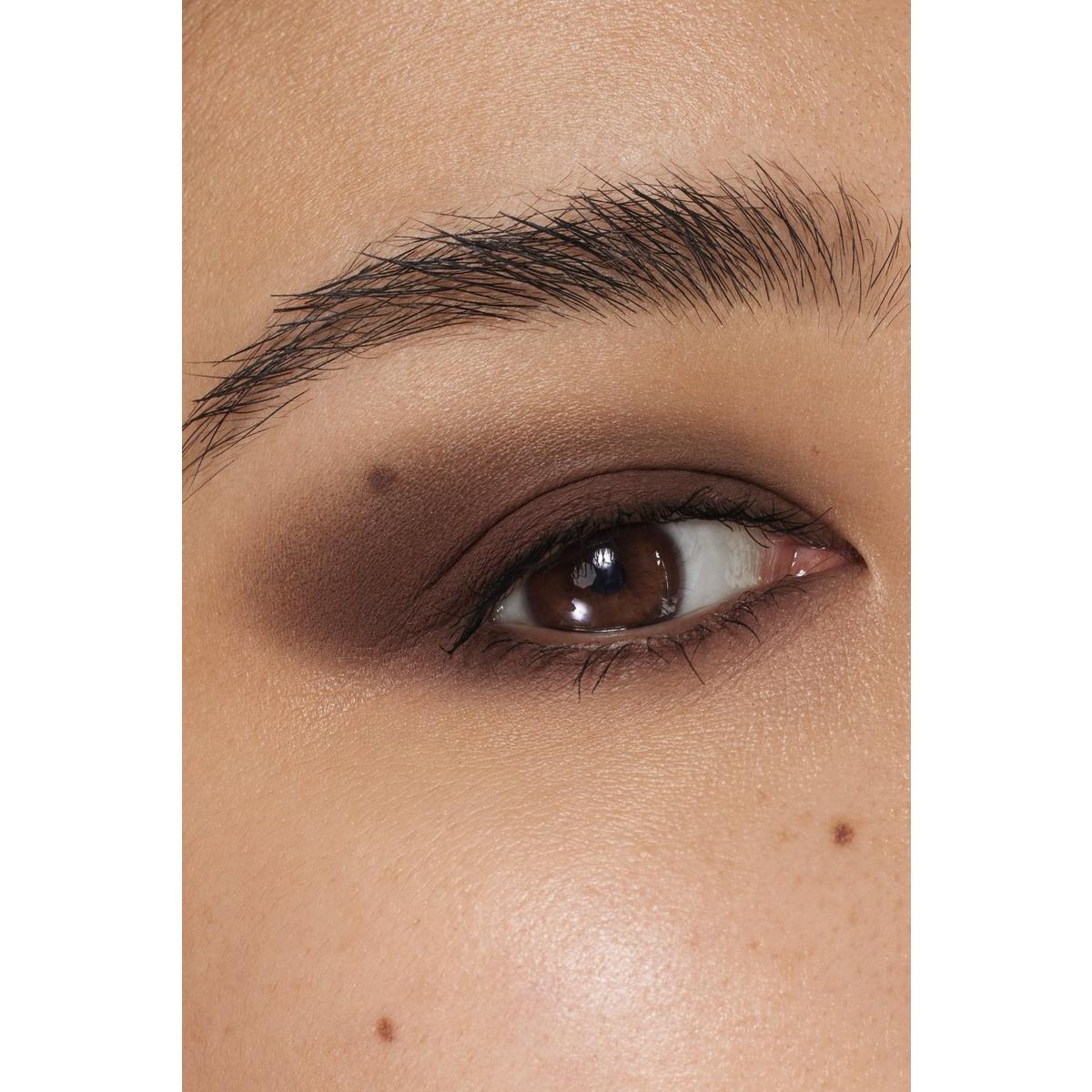 Matte Fluid Eye Paint