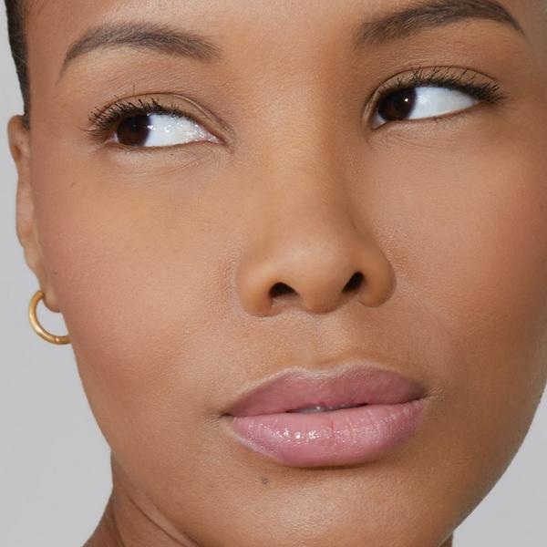 UOMA Beauty Hydroblast Finishing Powder #4