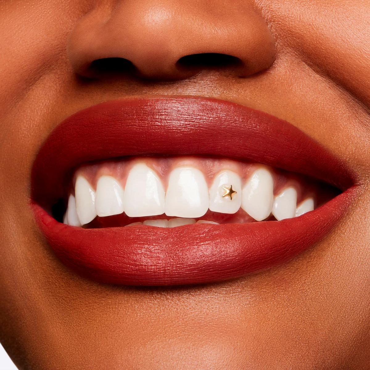 Powder Kiss Velvet Blur Slim Moisturizing Matte Lipstick
