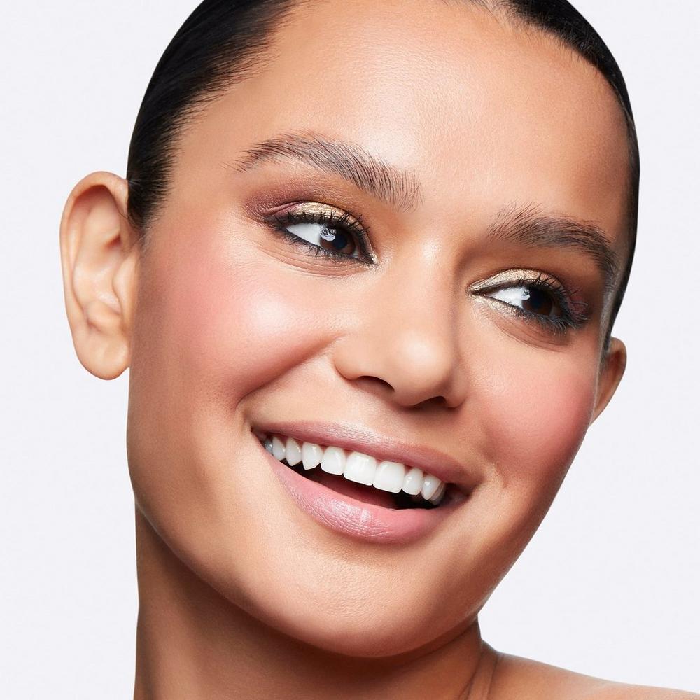 Effervescence Extra Dimension Face Compact