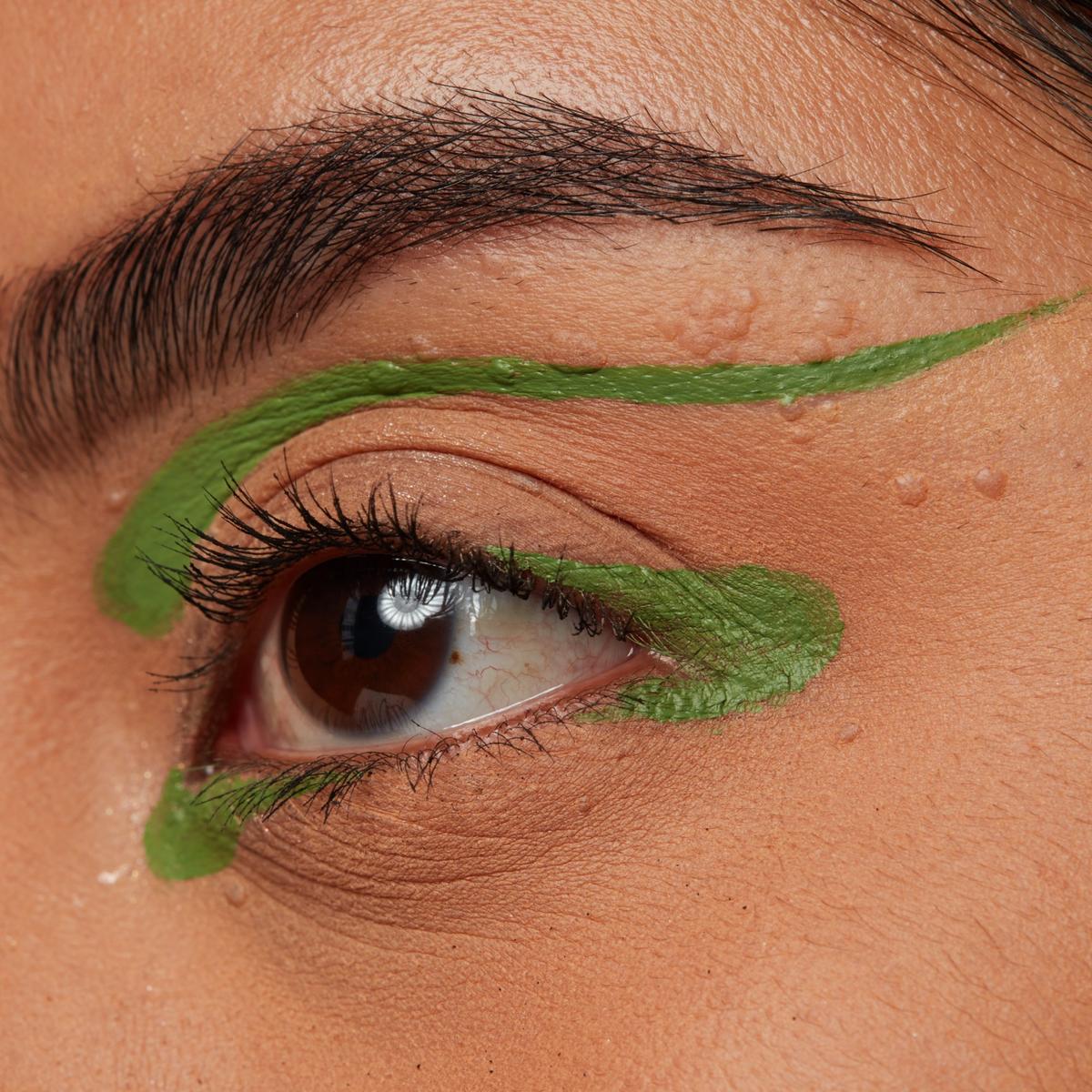 Vivid Brights Longwear Liquid Liner