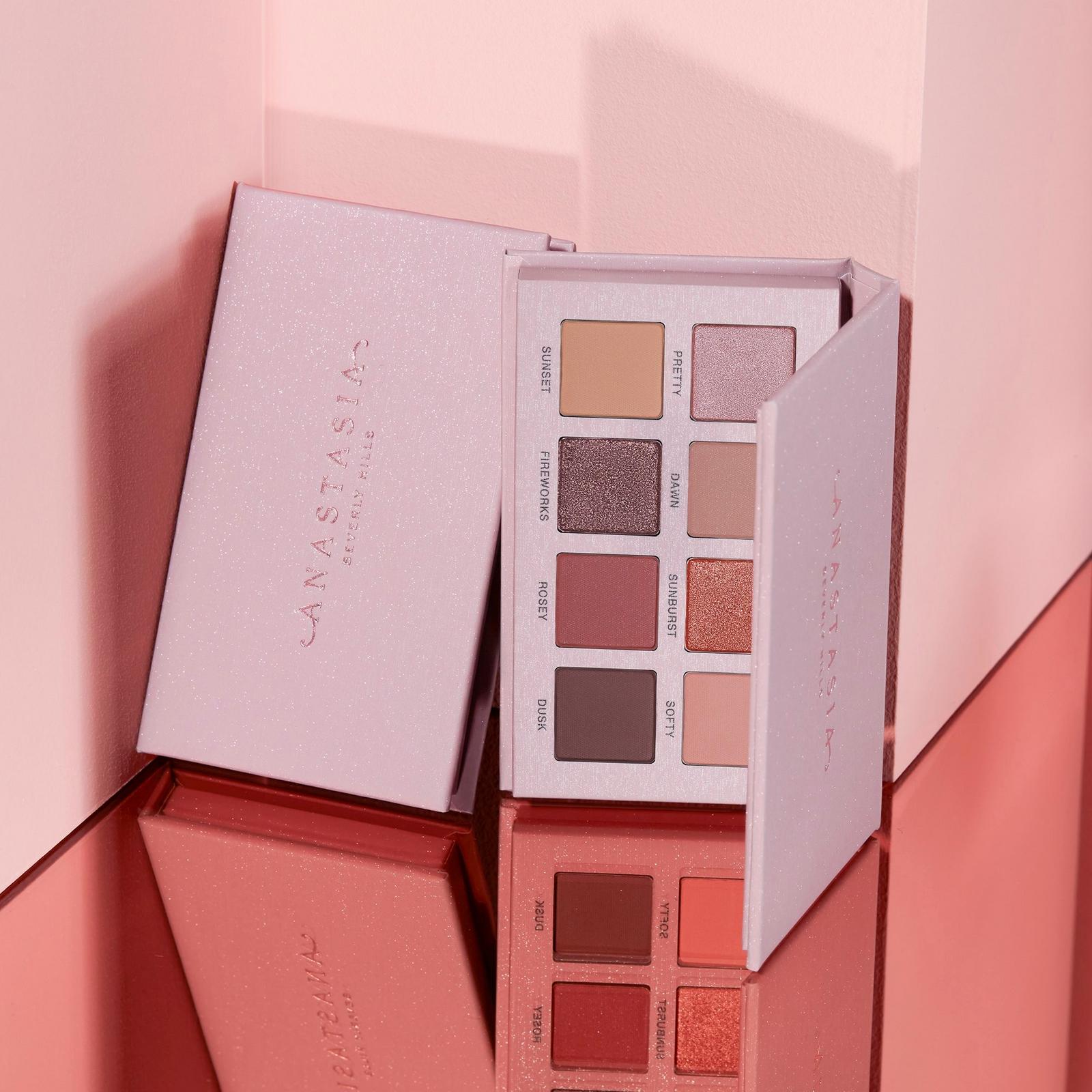 Glam To Go Mini Eyeshadow Palette
