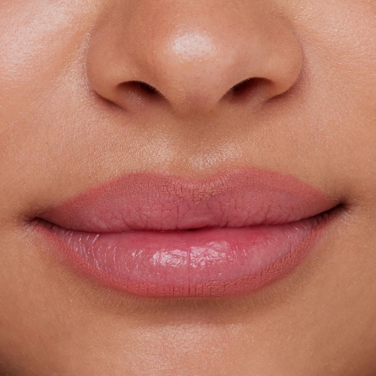 8H Matte Comfort Lipliner