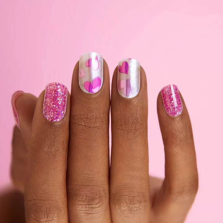 Dashing Diva Self-love Club Glaze Semi-Cured Gel Art