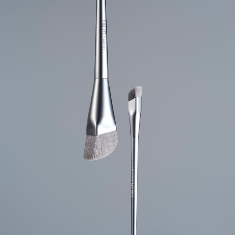 F1 Foundation Brush