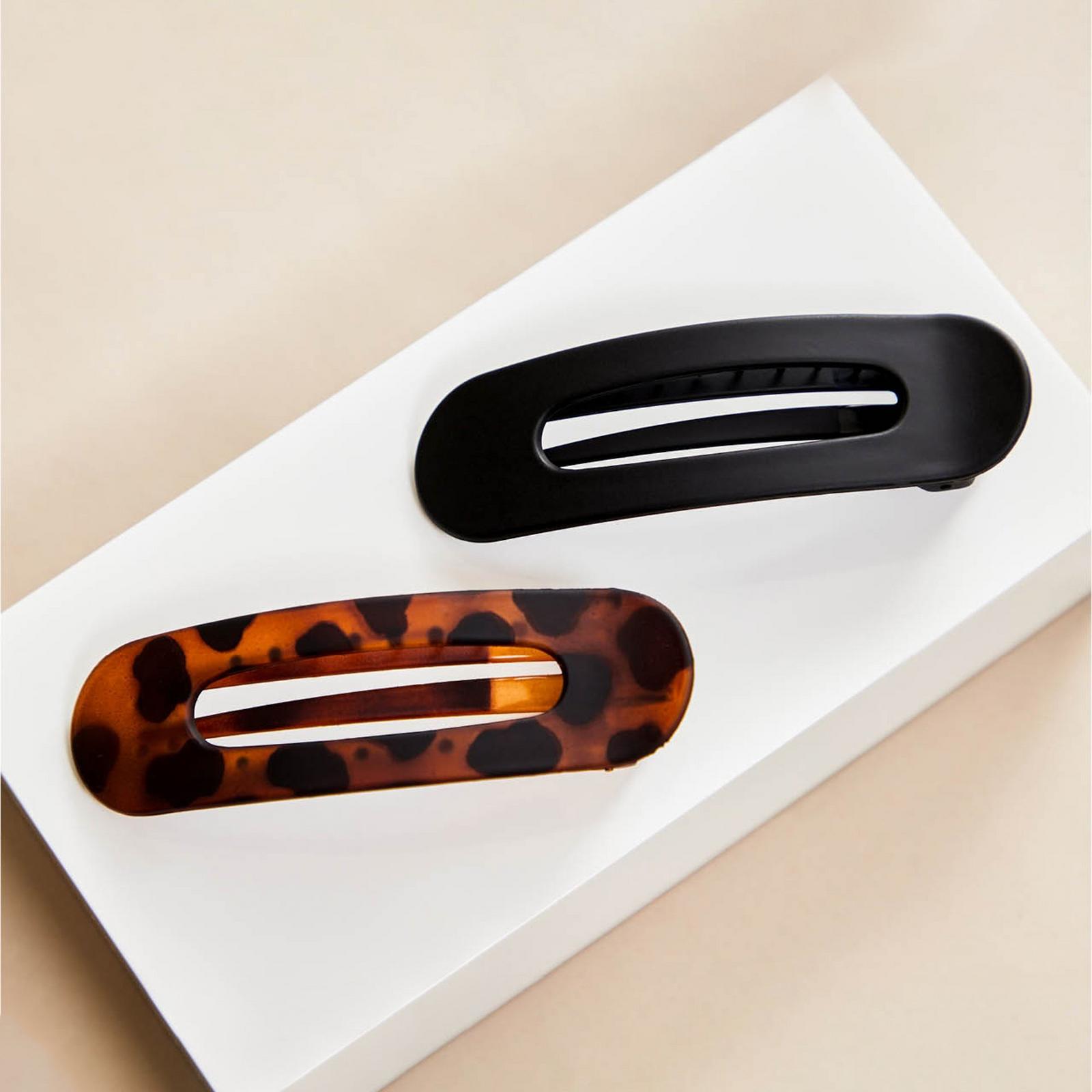 Flat Lay Hair Clips