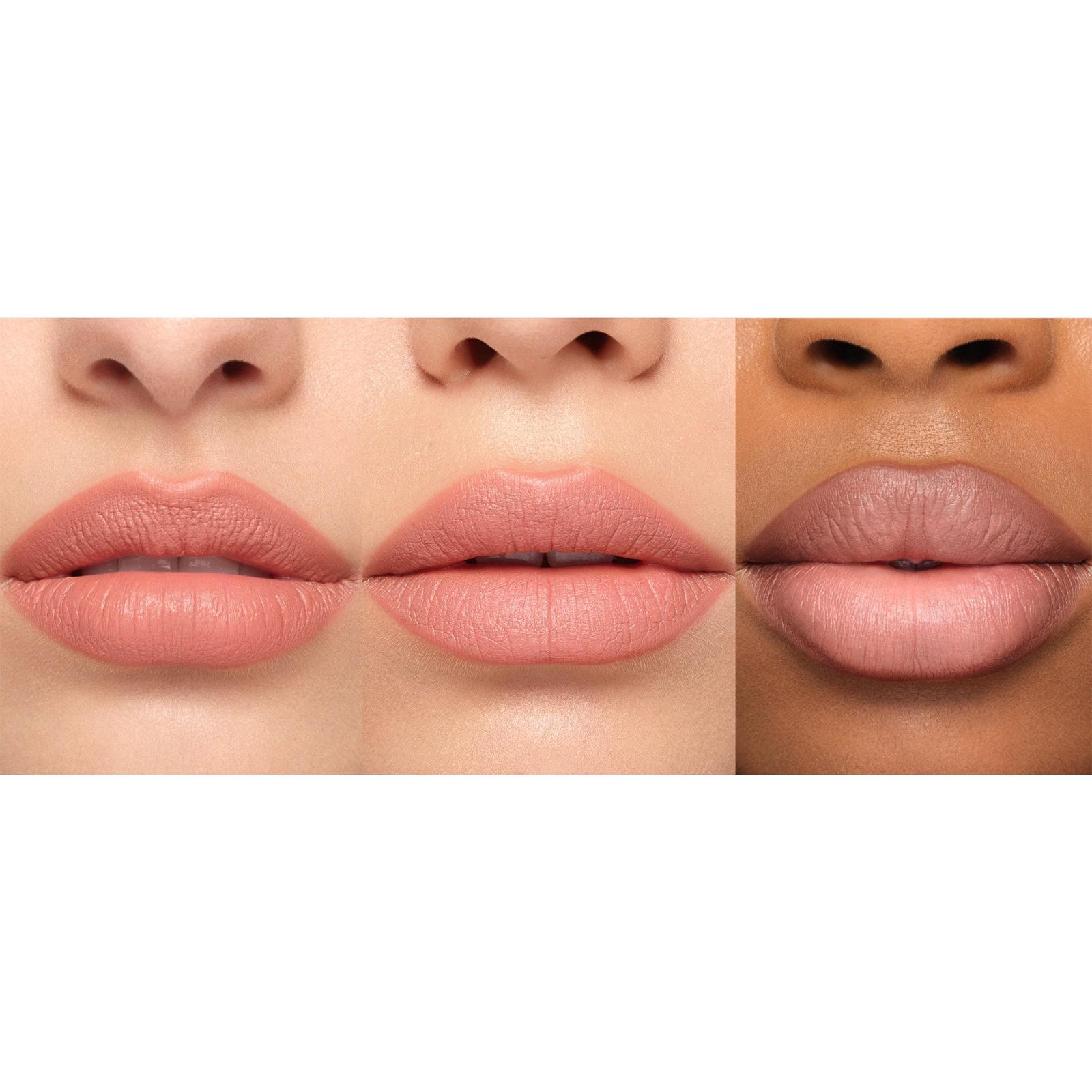 Long-Wearing Matte & Satin Velvet Lipstick