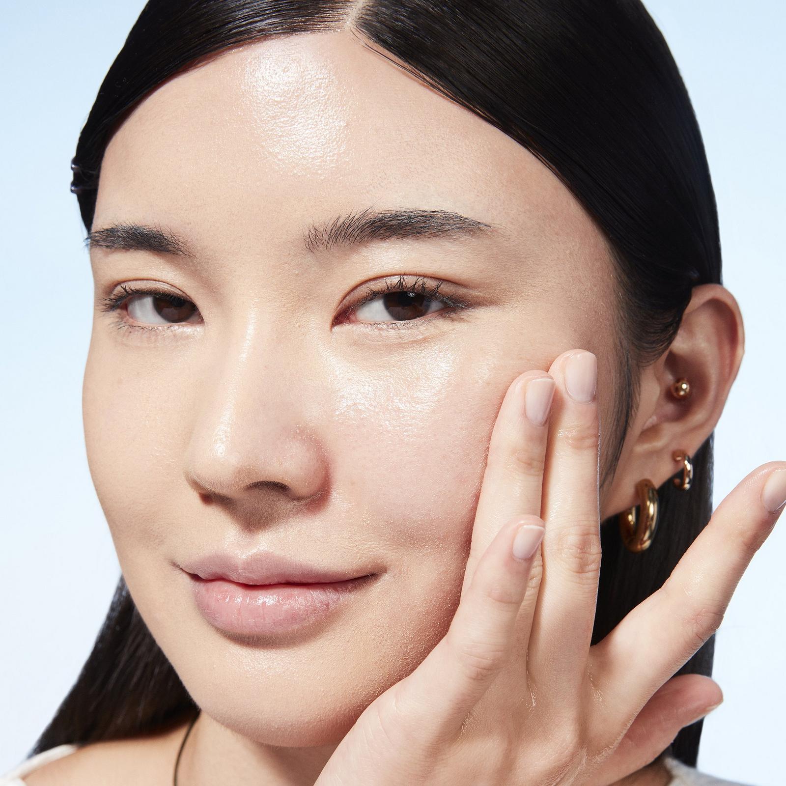 Hyper Real Fresh Canvas Cleansing Oil Face Wash