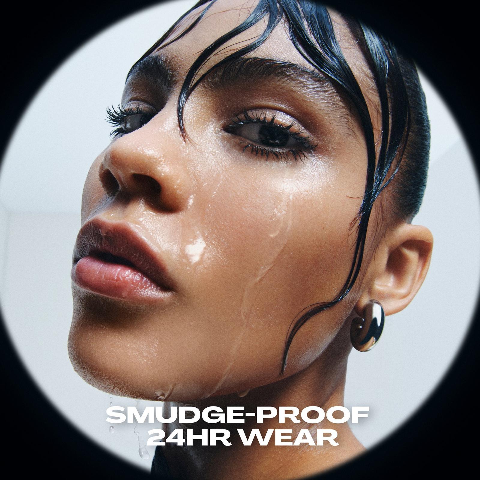 MACStack Waterproof Mascara