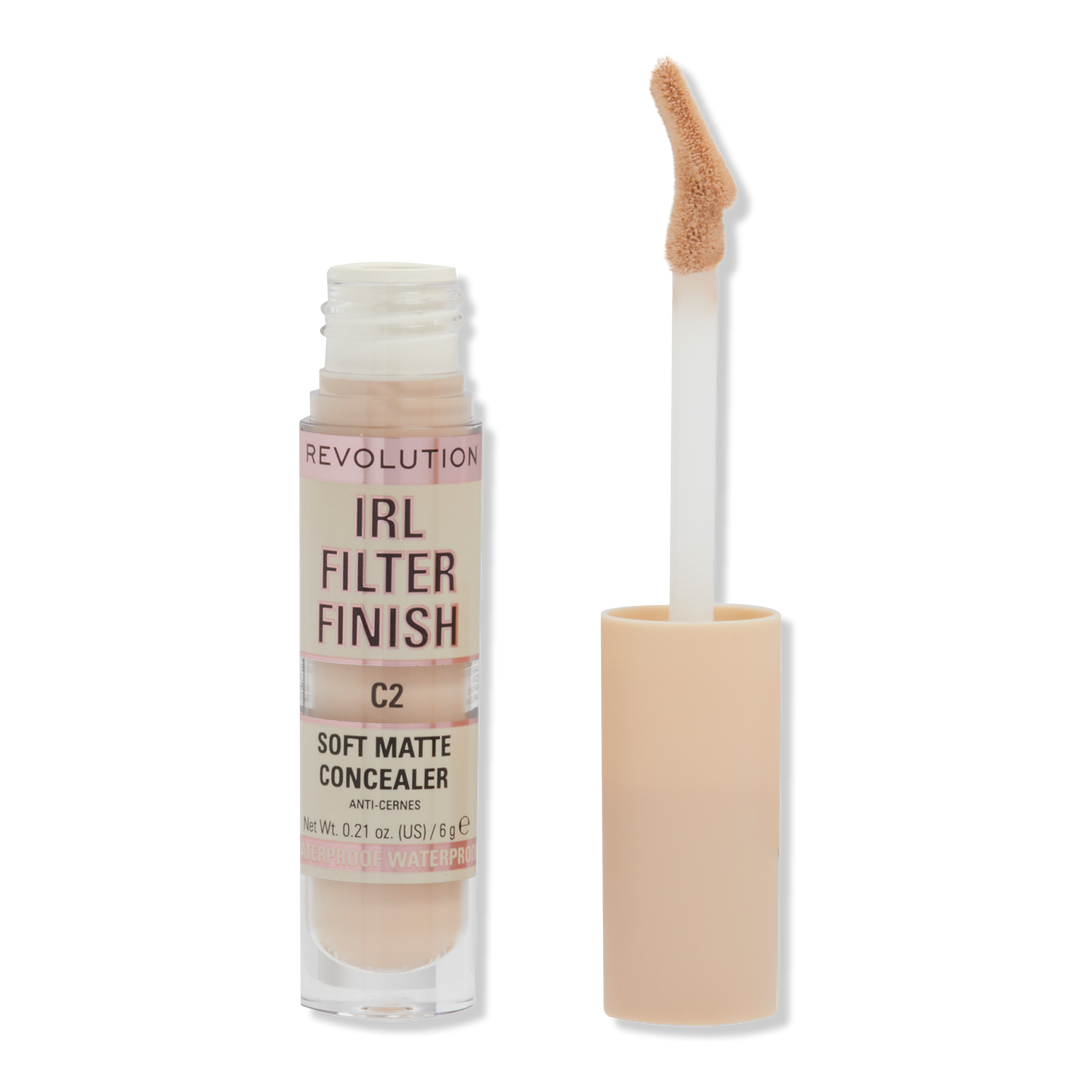 Makeup Revolution IRL Filter Finish Concealer #1