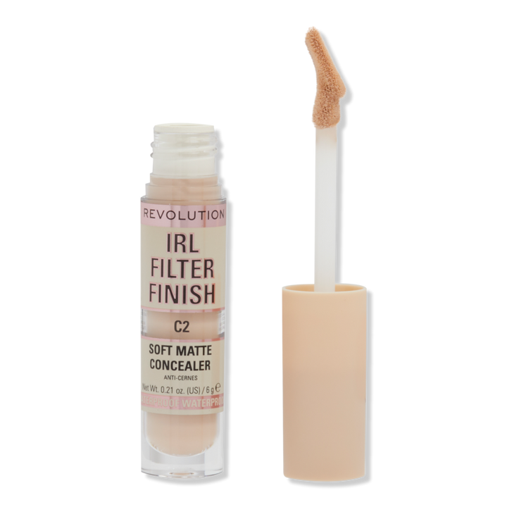 Makeup Revolution IRL Filter Finish Concealer 1