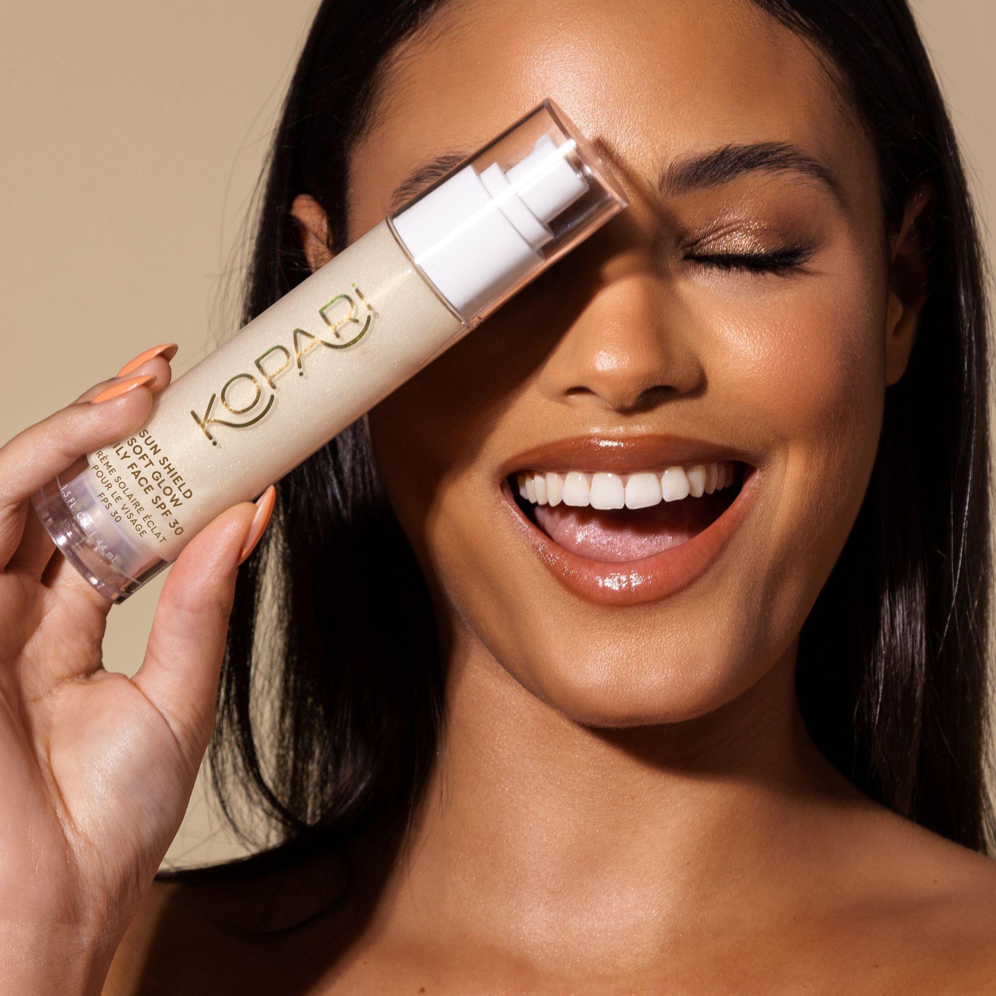 Ежедневный солнцезащитный крем для лица Kopari Beauty Sun Shield Soft Glow SPF 30 — фото 5